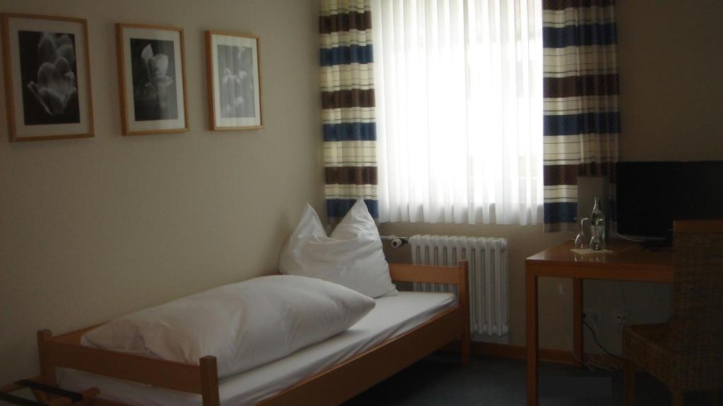 Landhotel Zur Alten Kaserne Ebern Exterior photo